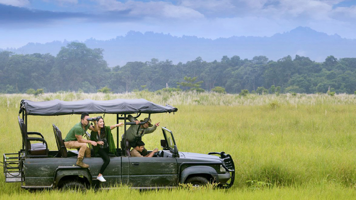 Chitwan Wildlife Tour